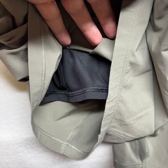 Lululemon Men’s Lined Olive Green Shorts‎ - Size Large - Picture 7 of 8